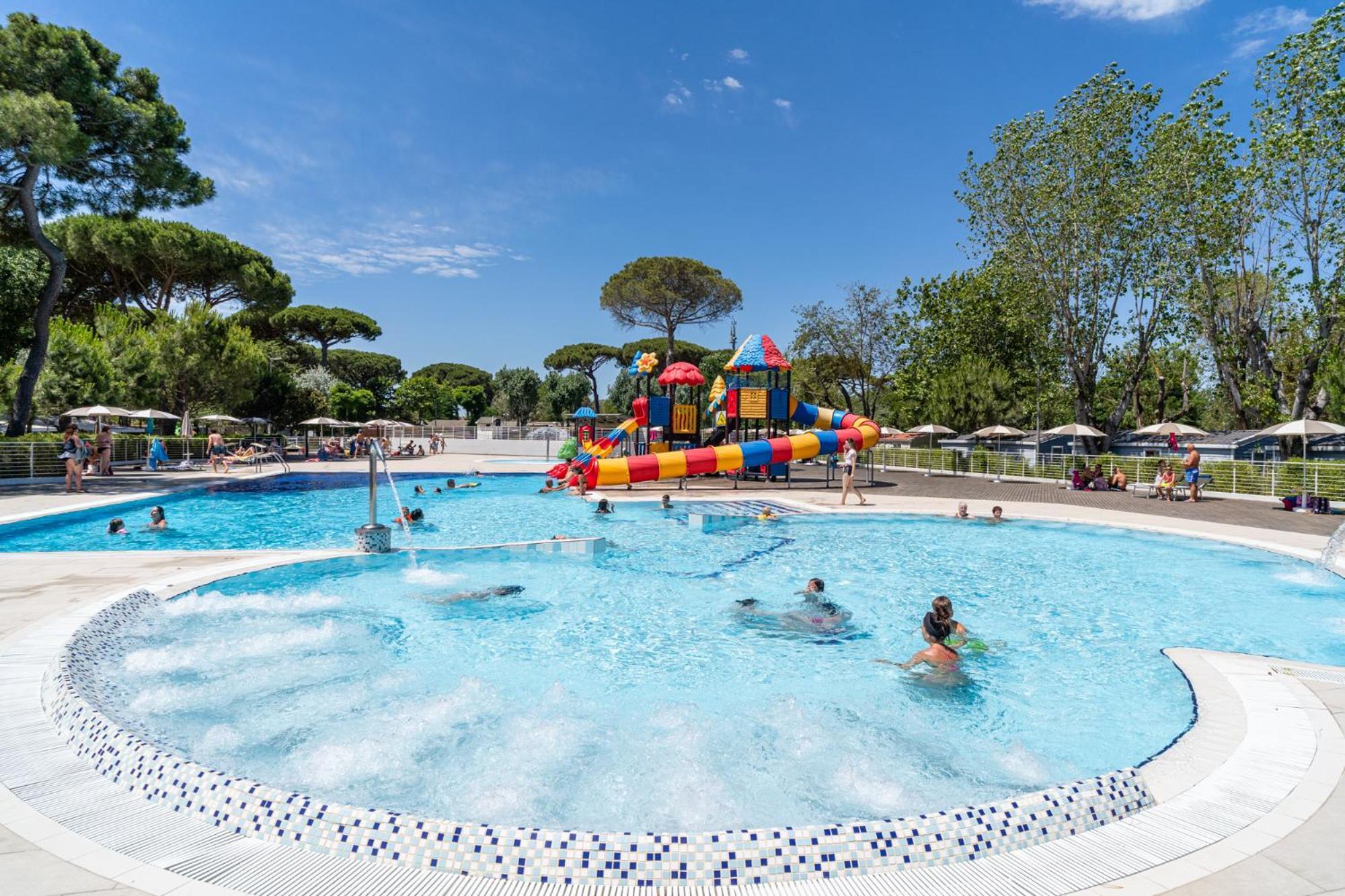 Club Del Sole Marina Family Resort プンタ・マリーナ エクステリア 写真